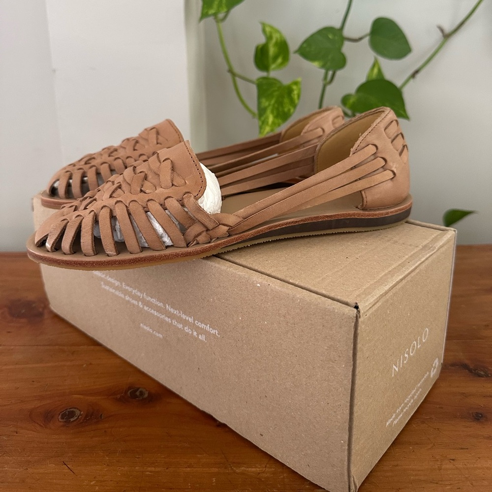 Nisolo Tan Leather Flats